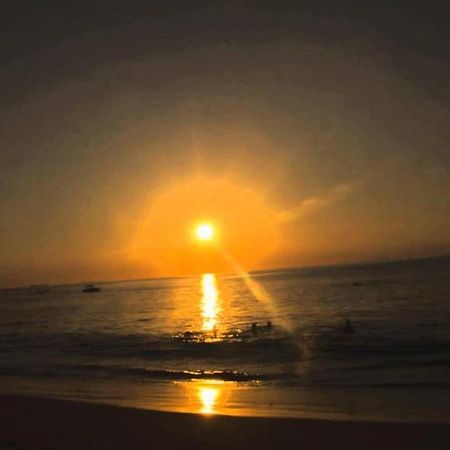 Quarto aconchegante em Ilhabela Praia Curral Pé na areia Até 4 pessoas AvJosé Pacheco do Nascimento nº 7682 Esterno foto