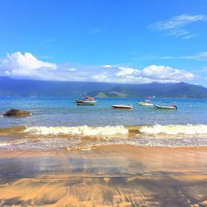 Quarto aconchegante em Ilhabela Praia Curral Pé na areia Até 4 pessoas AvJosé Pacheco do Nascimento nº 7682 Esterno foto