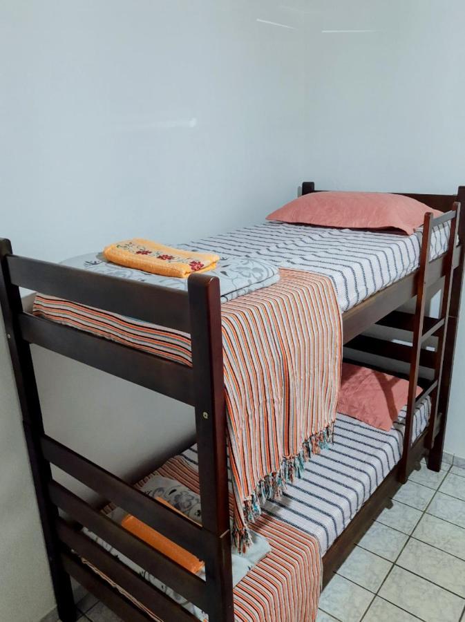 Quarto aconchegante em Ilhabela Praia Curral Pé na areia Até 4 pessoas AvJosé Pacheco do Nascimento nº 7682 Esterno foto