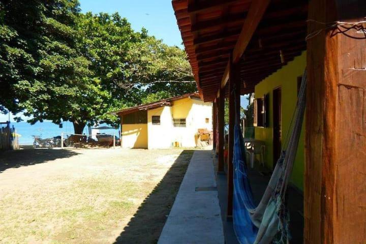Quarto aconchegante em Ilhabela Praia Curral Pé na areia Até 4 pessoas AvJosé Pacheco do Nascimento nº 7682 Esterno foto