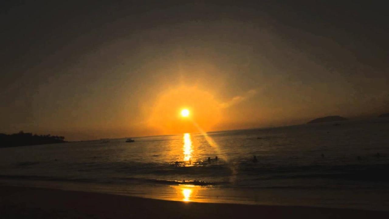 Quarto aconchegante em Ilhabela Praia Curral Pé na areia Até 4 pessoas AvJosé Pacheco do Nascimento nº 7682 Esterno foto